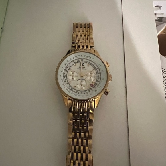 Daniel Steiger - Picture 6 of 7